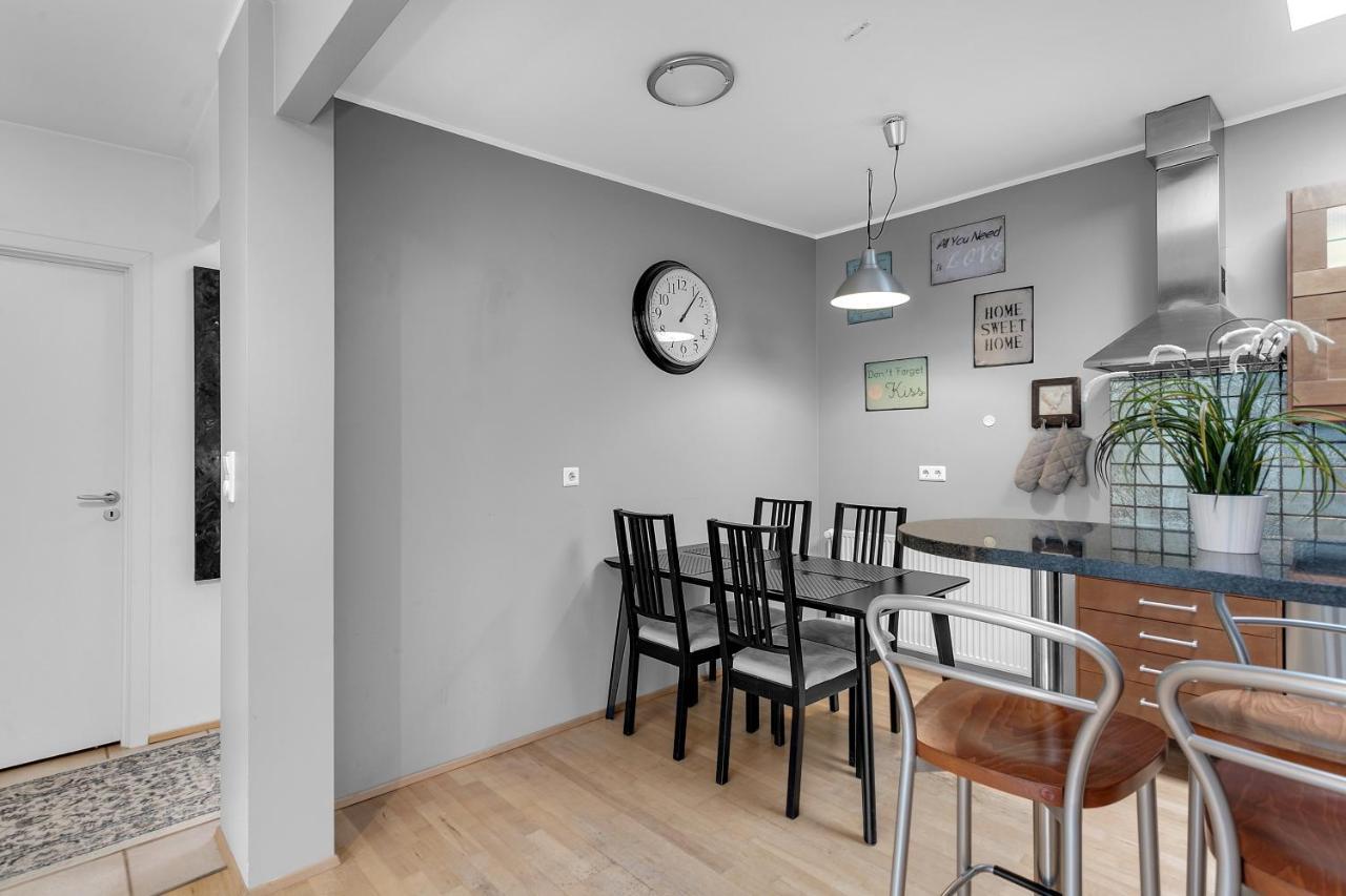 Baron Downtown Apartments Reykjavik Exterior photo