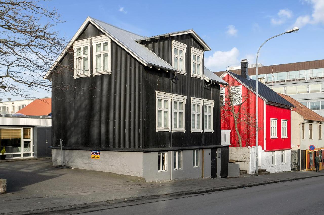 Baron Downtown Apartments Reykjavik Exterior photo